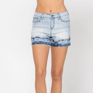 Judy Blue ombre shorts size 1xl (16w)